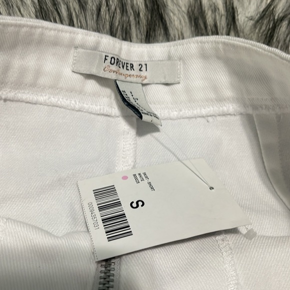 NWT F21 Contemporary Zip Front White Denim Skirt Small - Picture 6 of 8